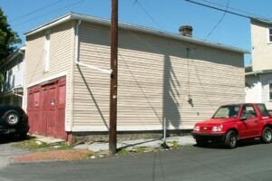 Building Photo - 101 W Main St