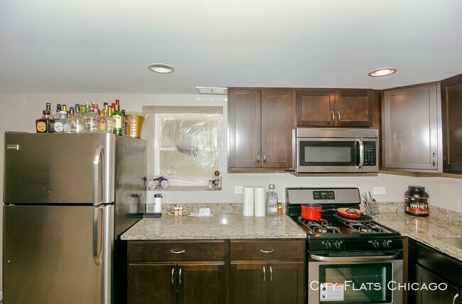 Foto del edificio - 2968 N Lawndale Ave
