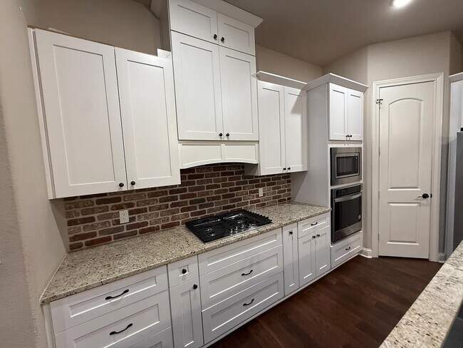 Building Photo - 1110 Bernard Meadows Dr