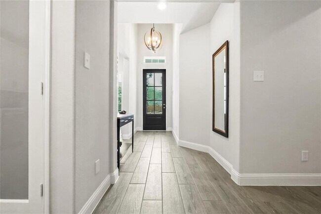 Foto del edificio - 7315 Honey Creek Ln