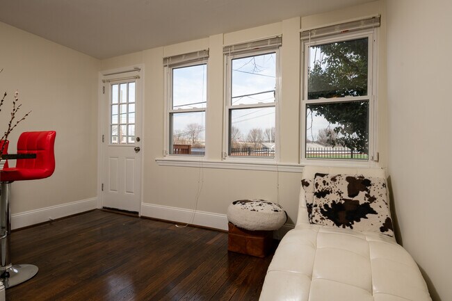 Foto del edificio - 1416 Ridge Pl SE