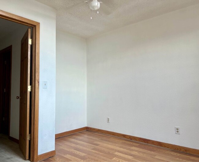Building Photo - 1424 Tower Ave