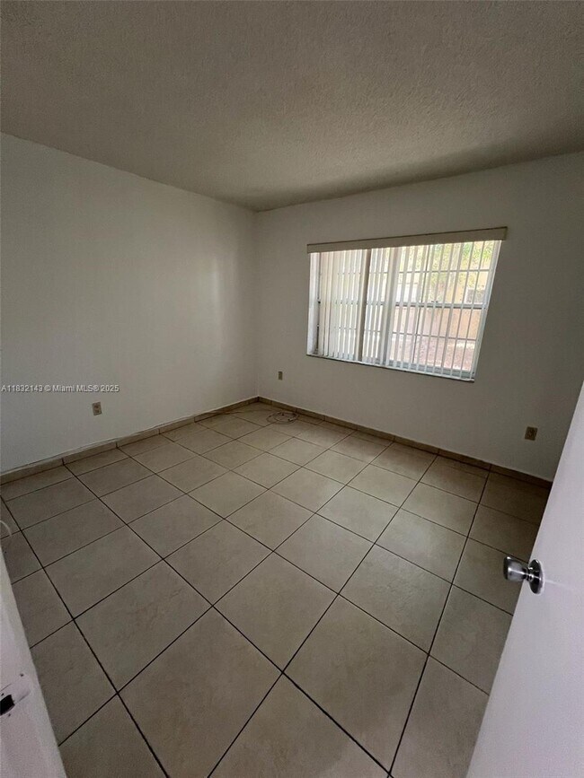 Foto del edificio - 15605 SW 74th Cir Dr