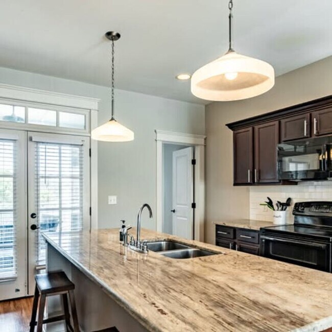 Foto del edificio - 1909 Convent Pl