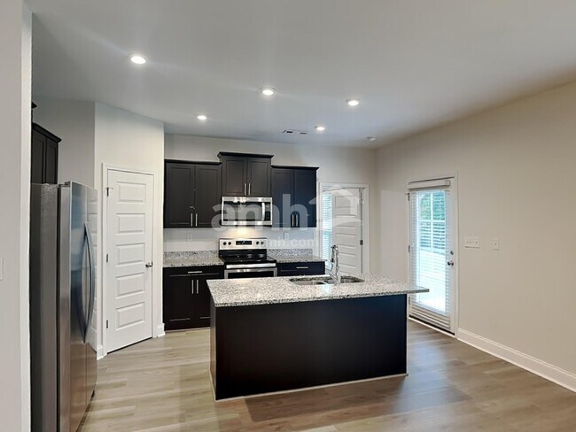 Foto del edificio - 5033 Mountain Springs Rd