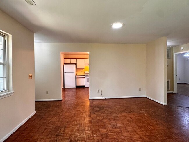 Building Photo - 1176 Rose Arbor Ct