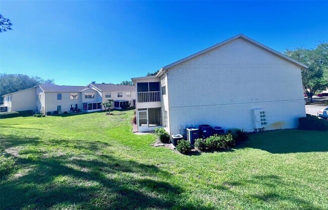Foto del edificio - 7828 Hardwick Dr