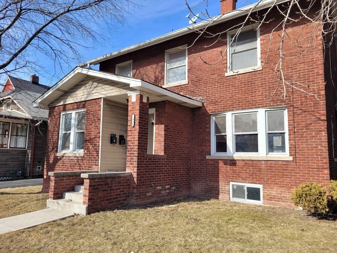 2436 Burr Oak Ave Unit 1, Blue Island, IL 60406 Condo for Rent in