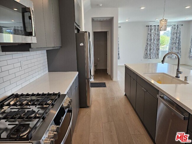 Foto del edificio - 27010 Tanager Ln