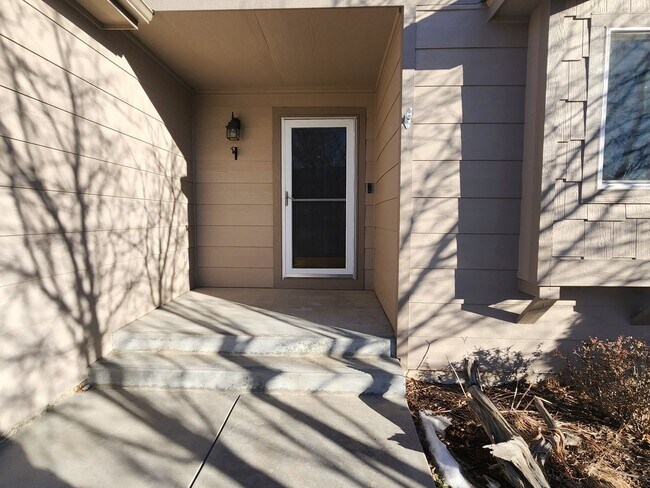 Foto del edificio - Spacious 4 Bedroom Ranch Style Home