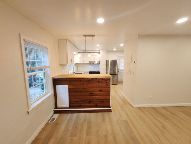 Photo - 2281 Polar Rock Ave SW House