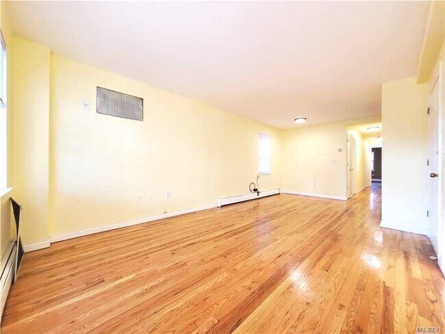 Foto del edificio - 1508 Jarvis Ave