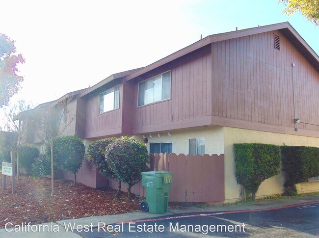 Building Photo - 1581 El Tigre Ct