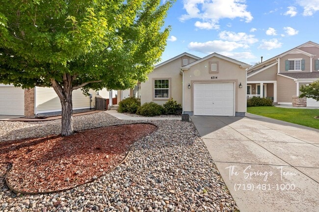 Charming Ranch-Style Home with AC on Cul-d... - Charming Ranch-Style Home with AC on Cul-d...