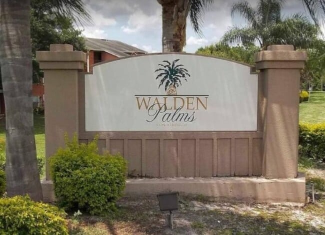 Photo - 4772 Walden Cir (Orlando, FL) Apartment