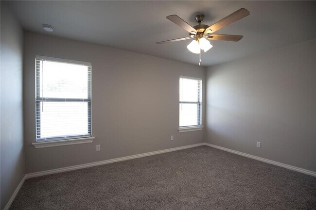 Building Photo - New Build + Norman Schools + Storm Shelter + 3 bedrooms