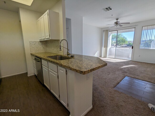 Foto del edificio - 11375 E Sahuaro Dr