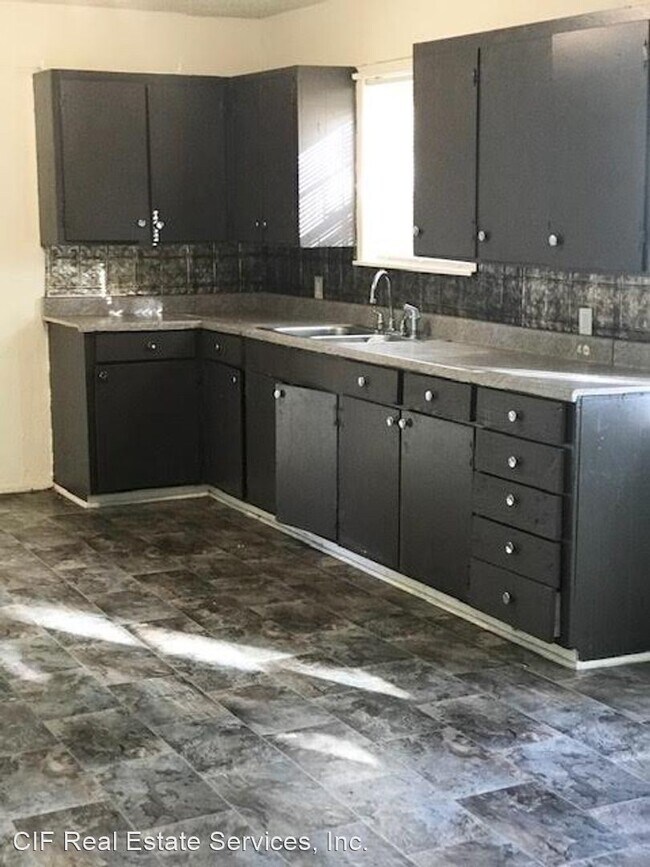 Foto del edificio - 3 br, 1 bath House - 122 Meadowbrook St