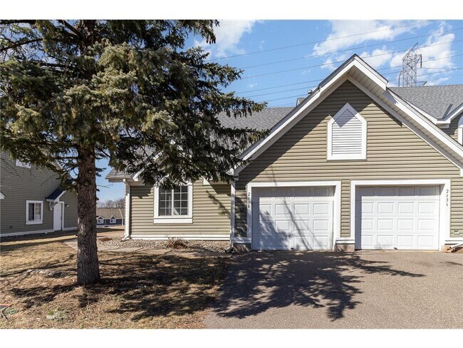 Foto del edificio - 2438 Cochrane Cir