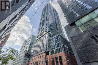 Building Photo - 88 Blue Jays Way