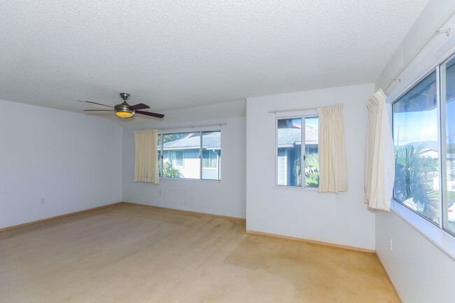 Foto del edificio - Hillsdale4 Mililani Mauka Town House- Upst...