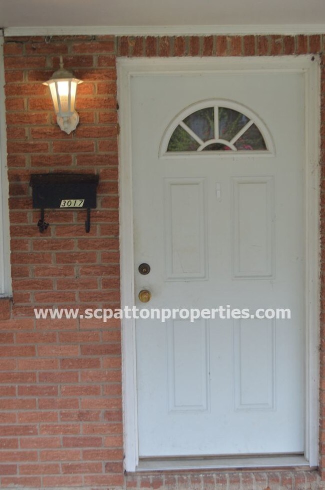 Foto del edificio - Melrose Heights Duplex