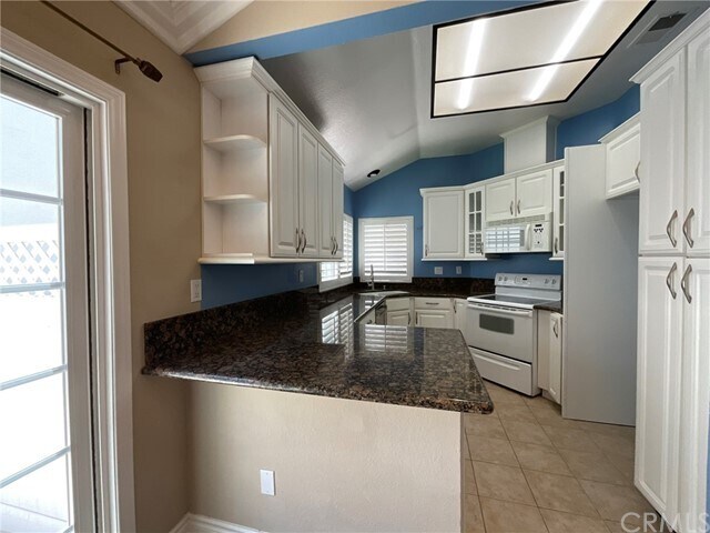 Foto del edificio - 21032 Primrose Ln