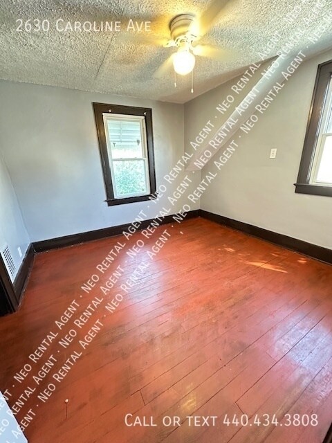 Foto del edificio - 2630 Caroline Ave