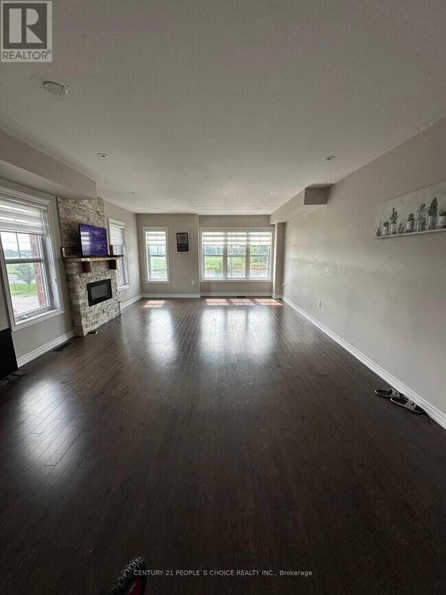 Building Photo - 70 Hogan Manor Dr