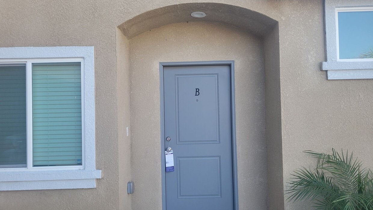 Primary Photo - 8617 Frankie Lou St