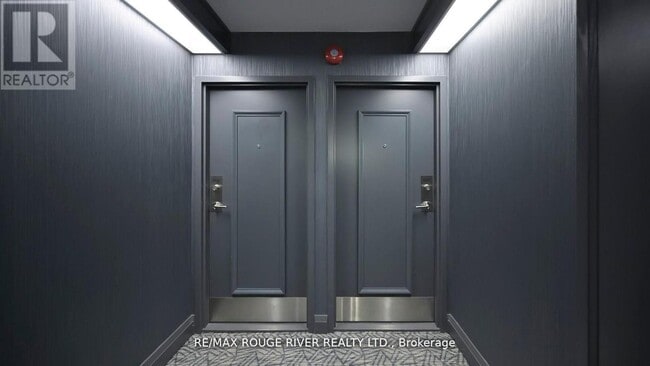 Photo du bâtiment - 1655 Pickering Pkwy