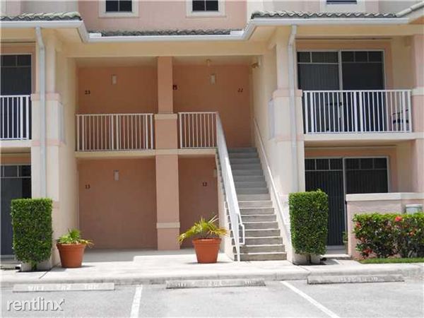 Building Photo - 4812 S Central Blvd