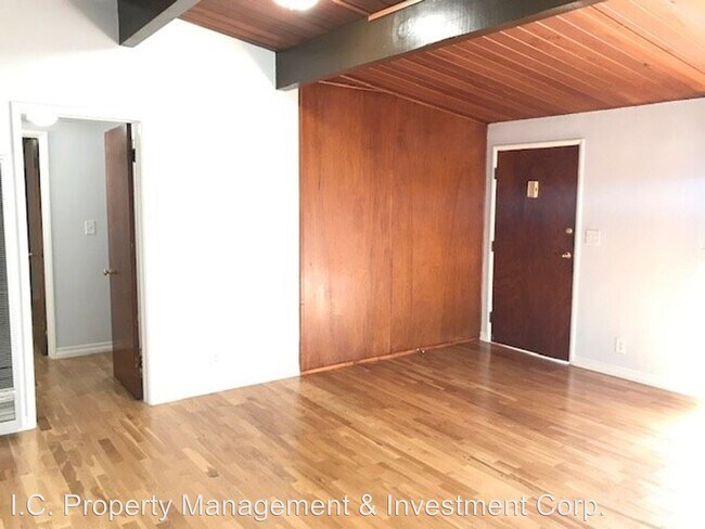 Foto del edificio - 1724 State St