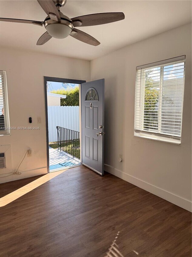 Foto del edificio - 730 84th St