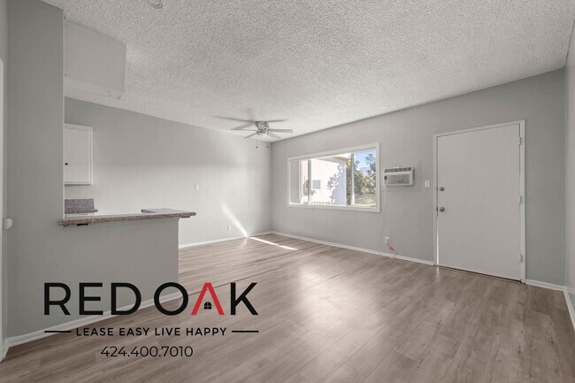 Foto del edificio - 2036 E Whiting Ave