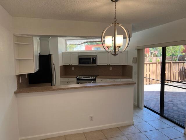Foto del edificio - 8285 Severn Dr