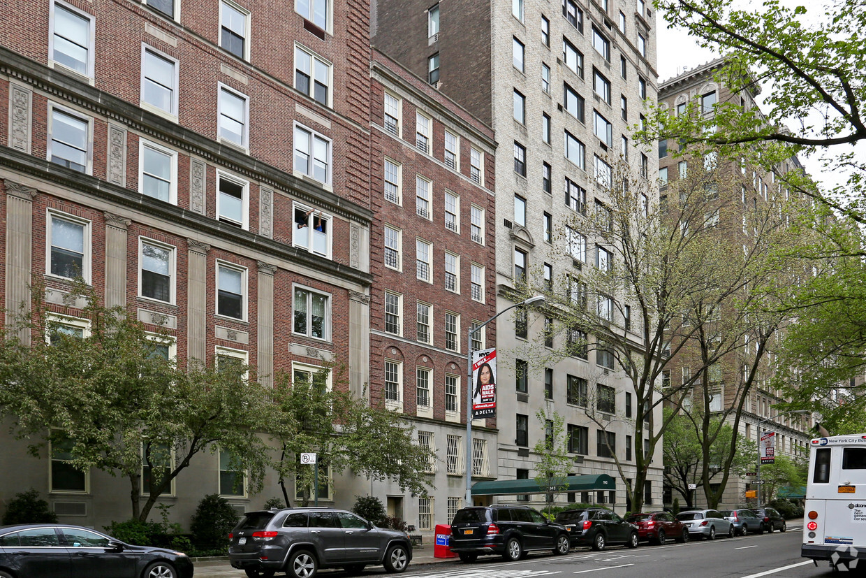 Foto principal - 1143 Fifth Ave