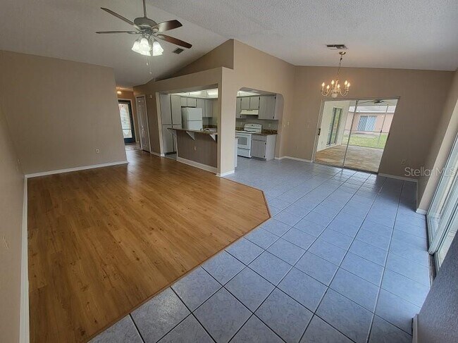 Foto del edificio - 4384 Landover Blvd