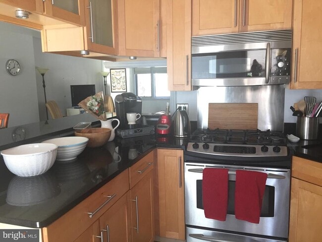 Foto del edificio - 2000 Kater St