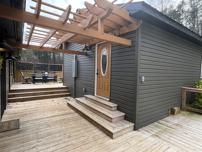 Foto del edificio - 8010 Sunset Heights Dr