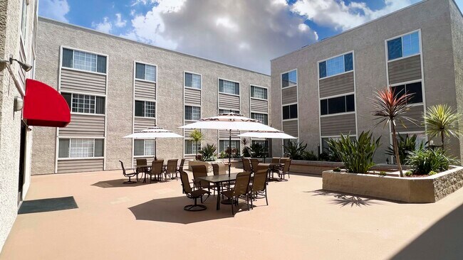 PATIO - Belmont Place - Senior Community