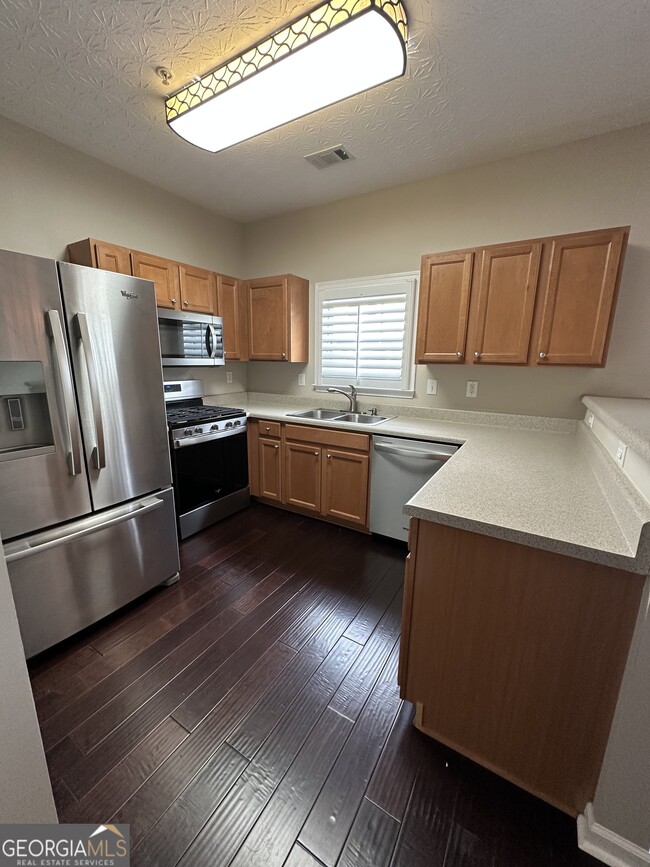 Building Photo - 514 Blossom Way