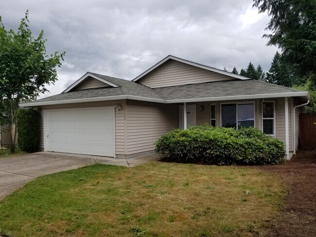 Photo - 3 Bedroom On Cul-de-sac!  Fenced Yard, Con... House