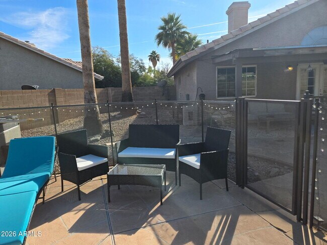Foto del edificio - 4222 E Muirwood Dr