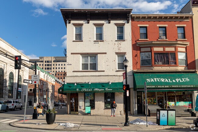 Foto del edificio - 99 Washington St