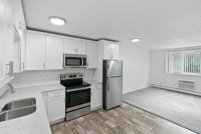 Interior Photo - Hillside Village