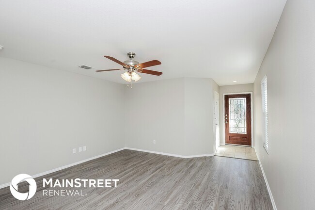 Building Photo - 9013 Sun Haven Way