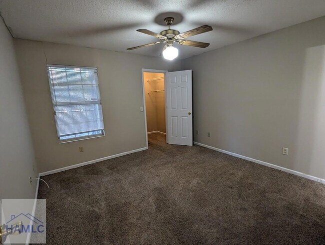 Foto del edificio - 350 Beverly St