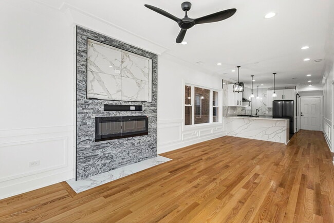 Foto del edificio - 3934 N Sawyer Ave