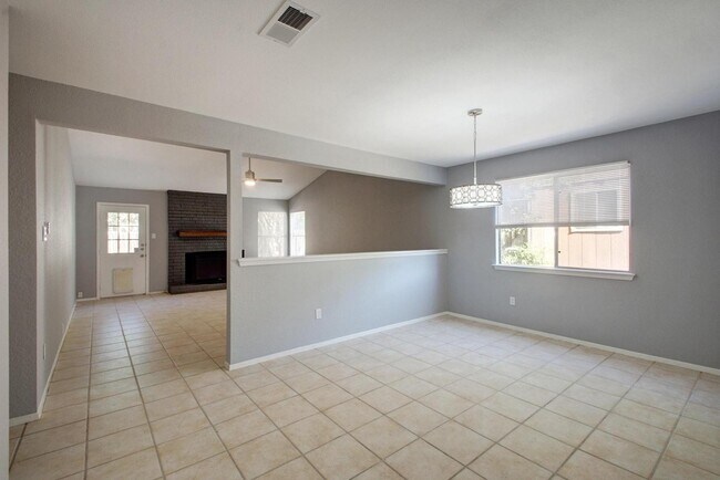 Building Photo - Great Home in North West Austin!